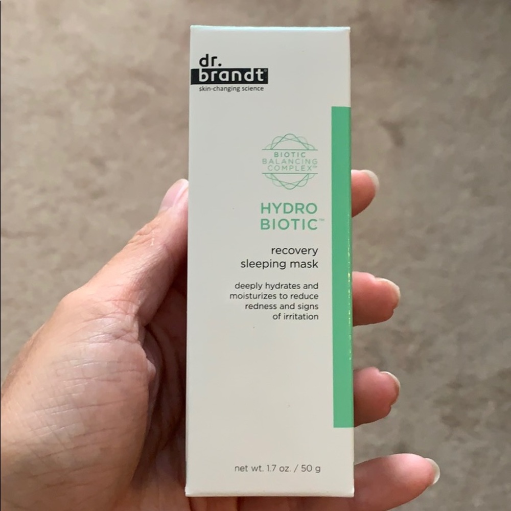 Dr Brandt hydro biotic sleep recovery mask